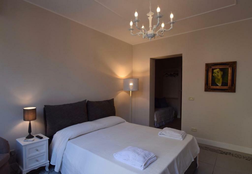 Gabri Holiday House Catania-Fontanarossai nemzetközi repülőtér Kültér fotó